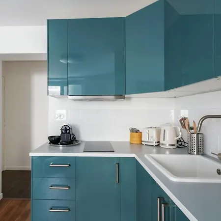 Apartment Charming Flat Close To Bastille Republique And Pere Lachaise - Welkeys